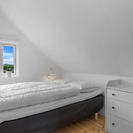 Aliana - 300m From The Sea By Interhome *