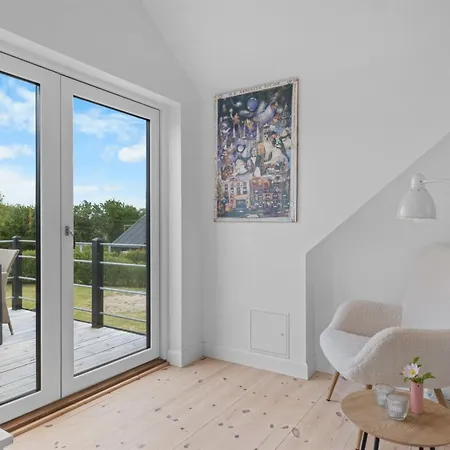 Aliana - 300m From The Sea By Interhome *