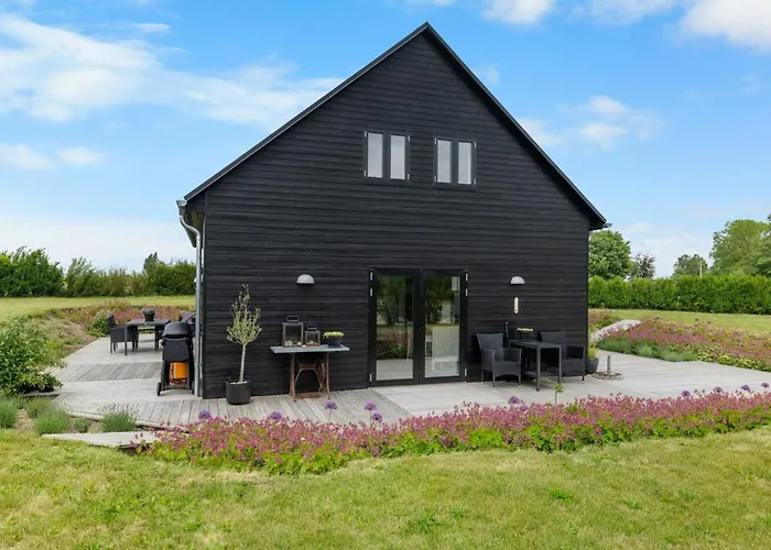 Aliana - 300m From The Sea By Interhome Frorup