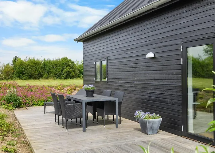 Aliana - 300m From The Sea By Interhome Vakantiehuis *