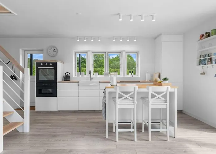 Vakantiehuis Aliana - 300m From The Sea By Interhome *