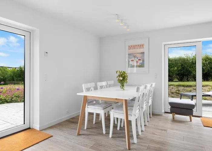 Aliana - 300m From The Sea By Interhome Vakantiehuis *